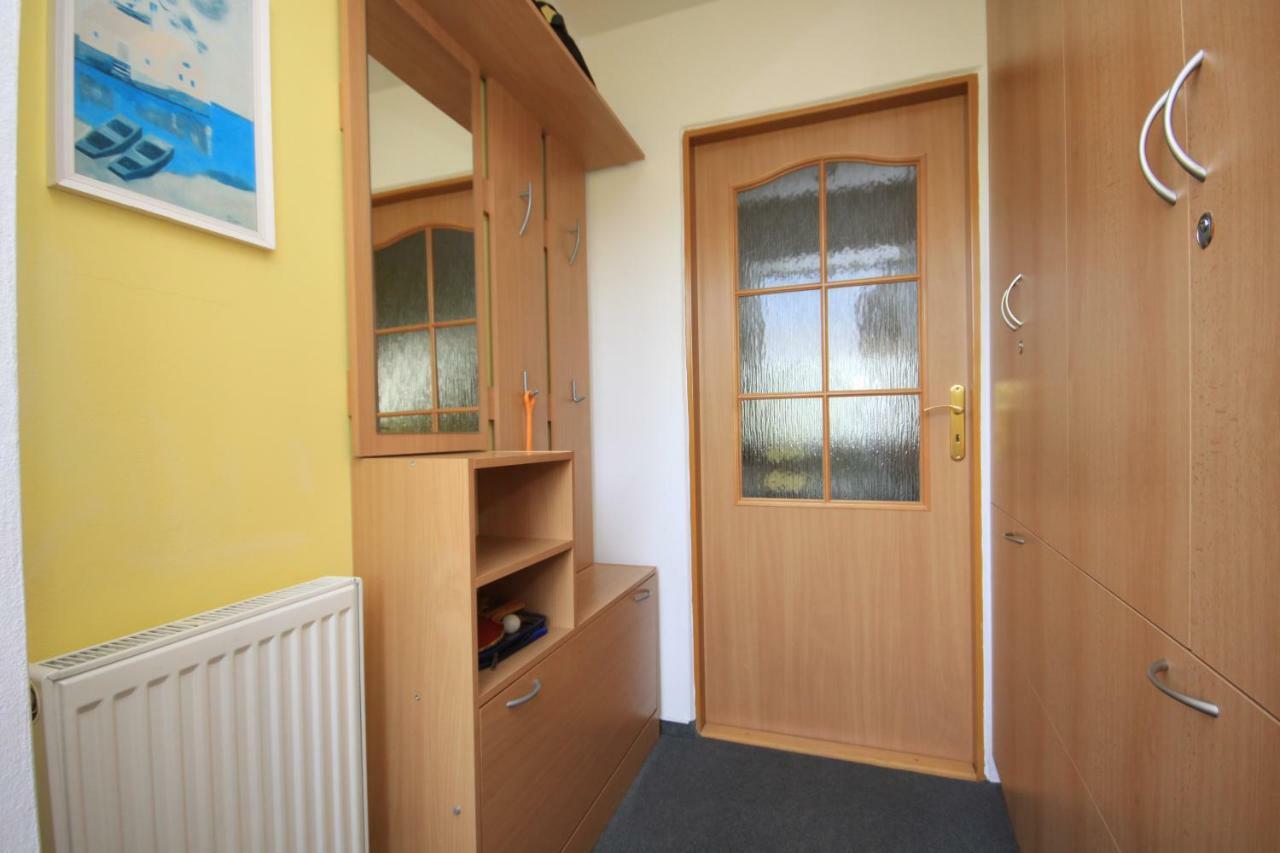 Apartman Pod Cernou Horou Roznov pod Radhostem Bagian luar foto