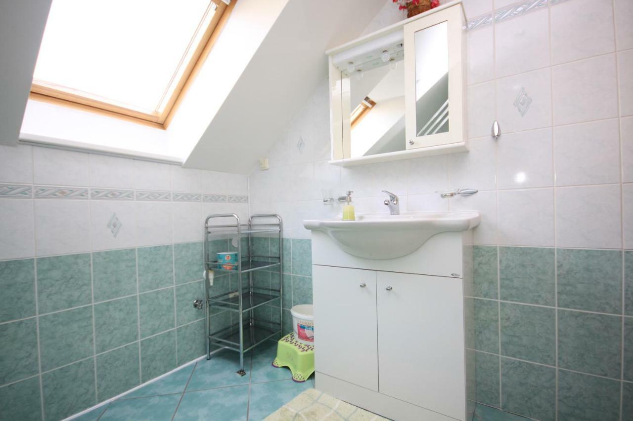 Apartman Pod Cernou Horou Roznov pod Radhostem Bagian luar foto