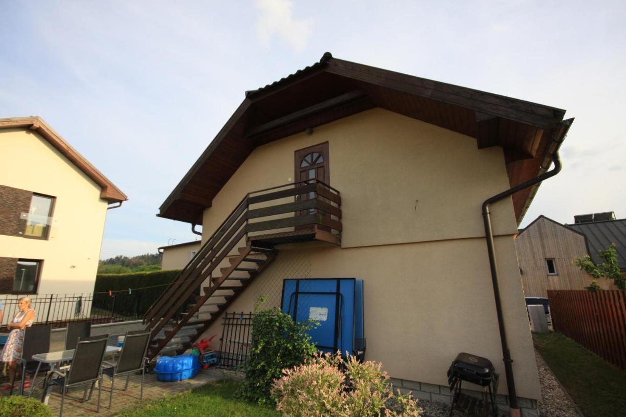 Apartman Pod Cernou Horou Roznov pod Radhostem Bagian luar foto
