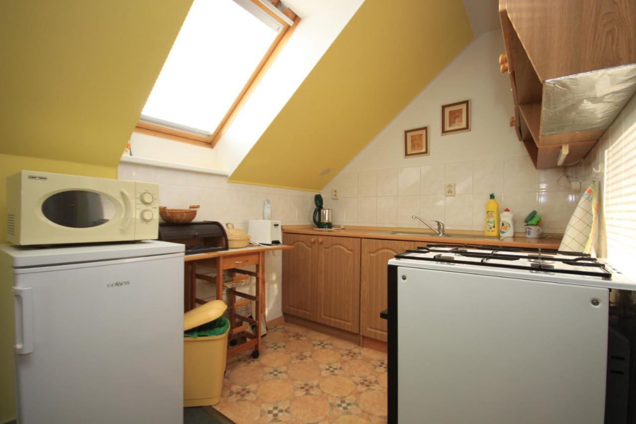 Apartman Pod Cernou Horou Roznov pod Radhostem Bagian luar foto